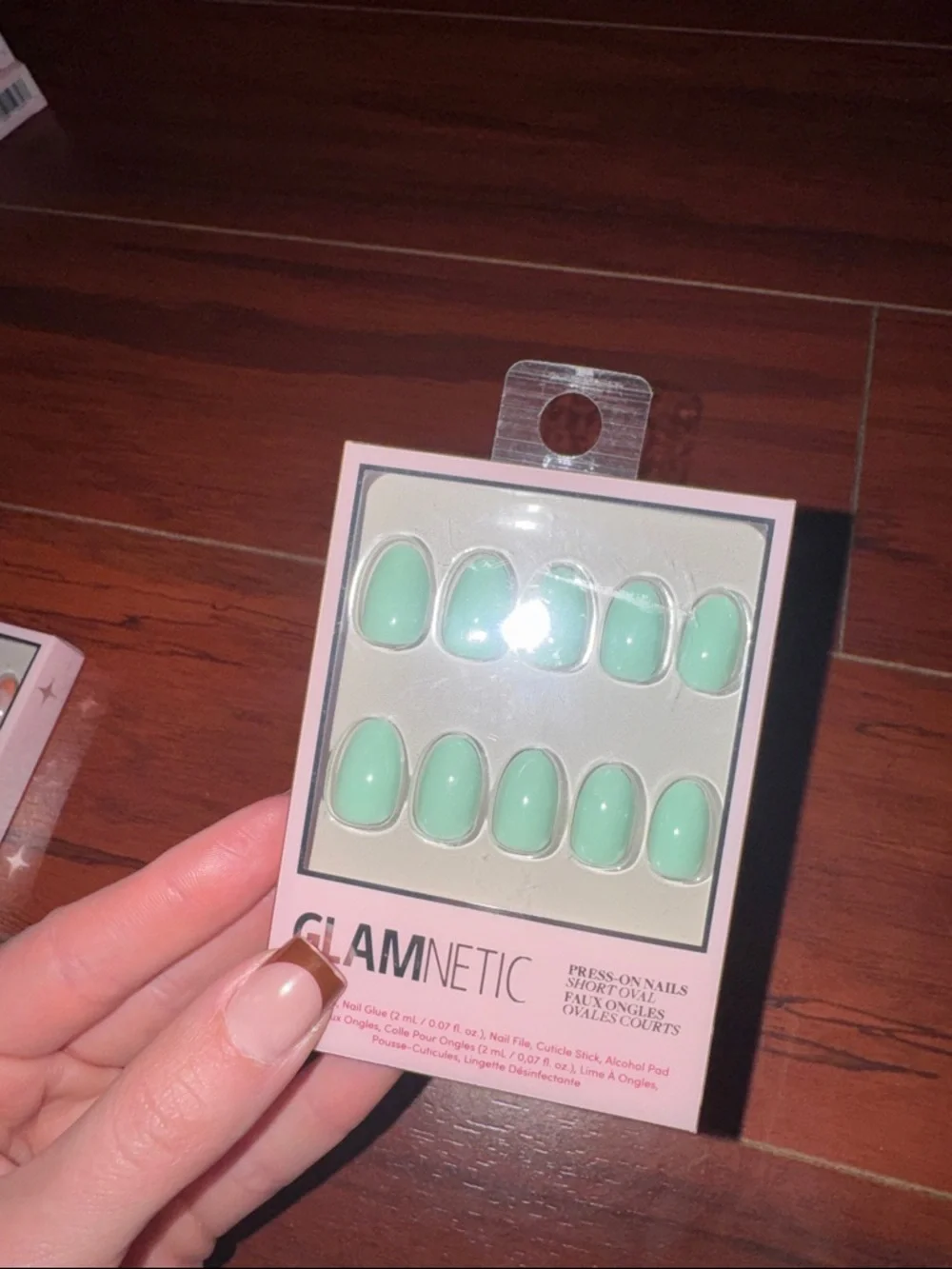 NIB GLAMNETIC nails - Picture 4 of 5